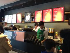 -星巴克臻选(莘庄仲盛店)