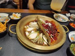 -沸炉重庆老火锅(军事博物馆店)