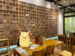 -猫的天空之城概念书店(杭州南宋御街店)