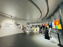 -鼎极摄影(世纪金源店)