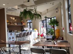 -Fridi Patisserie Cafe