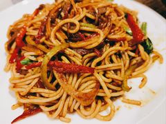 牛肉炒米线-滇越乘象云南餐厅(豆各庄店)