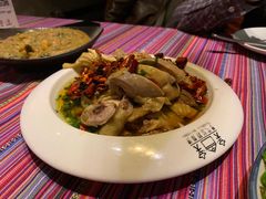 -香巴拉云南餐厅(华莱坞店)