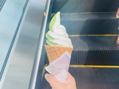 抹茶牛乳霜淇淋-辻利茶舖TSUJIRI(万象天地店)