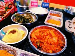 -哈哈碳都·牛肋条无限自助烤肉(宝龙店)