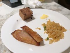 -金马门国际美食百汇(珞喻路店)