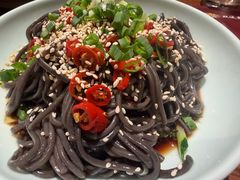 酸辣蕨根粉-双流老妈兔头(荟聚店)