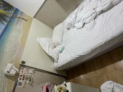 -小巢精品酒店(朝阳医院东大桥地铁站店)