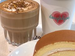 瑞士卷-Dough&Joe团憩(瑞虹天地月亮湾店)