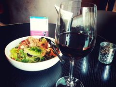 -wineapp葡萄酒餐吧(外滩金融中心店)