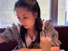 -La-Serene Café