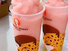 落日狂想•芭乐桃-沪上阿姨·臻选茶饮(上海环球港店)