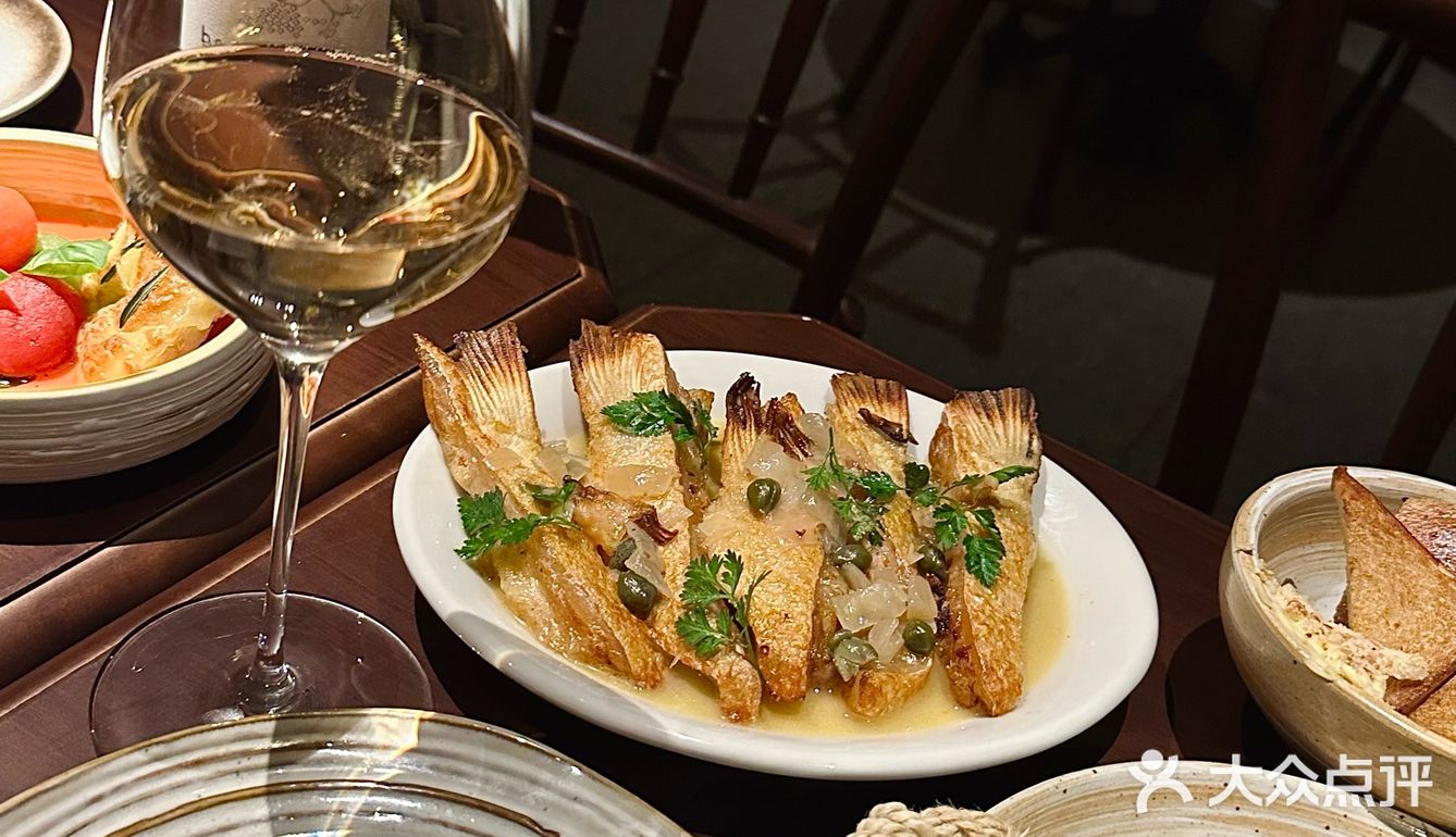 北京｜在氛围感法式Bistro邂逅迷人佳酿🥂