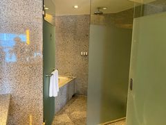 -上海外滩茂悦大酒店