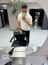 -宫铭烫发染发接发店