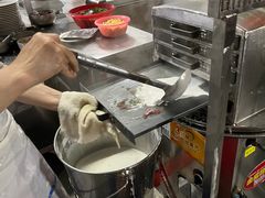 -河记肠粉店