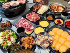 -啊美丽炭火烤肉(滑翔一店)