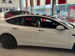 -TESLA 特斯拉(北京后沙峪特斯拉中心)