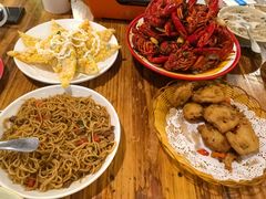 -冶建镜子·老南昌大排档·江西虾王(总店)
