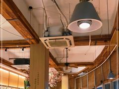 -蜜桃餐厅·伴山(湖滨商业街店)