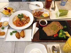 -必胜客(中大银泰店)