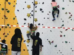 -问山MountQuest攀岩馆