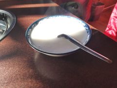 -银同牦牛肉火锅