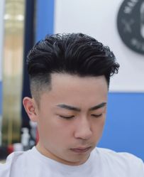 -朗峰专业美发沙龙