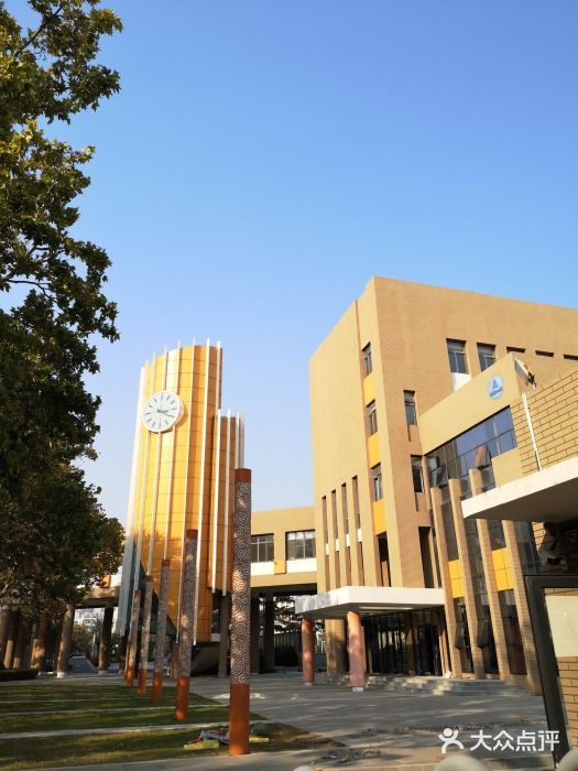 山东省青岛第二中学(江西路分校)图片