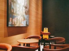 -星巴克臻选(郑州国贸360广场店)