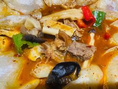 -百味地锅鸡(二店·财校分店)