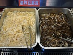 -言玖鲜火锅串串披萨自助(益田假日店)