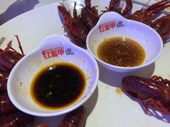 -红盔侠小龙虾(海宁银泰店)