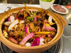 -胡须佬鸡煲四季火锅店(石厦西村直营店)