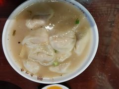 刀鱼馄饨-老半斋(福州路店)