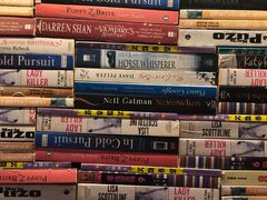 -猫的天空之城概念书店(杭州南宋御街店)