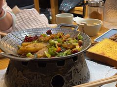 -小俩口烧烤东北菜(双井店)