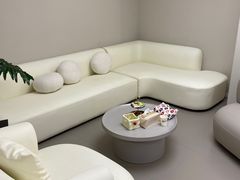-壹点灵·心理咨询中心(中山公园店)