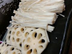 -呷哺呷哺(新世界百货望京店)