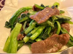 菜心炒牛肉-亚龙湾红树林度假酒店御粤阁
