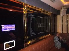 -维尼亚KTV(郴州店)