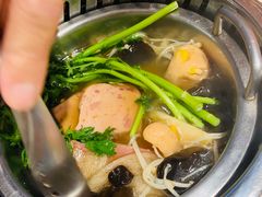 -龍歌自助小火锅(市南金茂湾店)