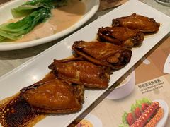 皇牌瑞士鸡翼捞出前一丁面-翠华(澳门银河店)