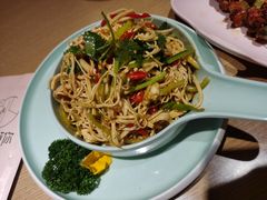 -街角等你.大连海鲜烧烤.经典铁板海鲜串(西安路店)