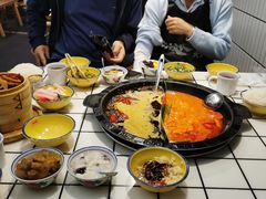 -卤校长重庆火锅(恒隆广场店)
