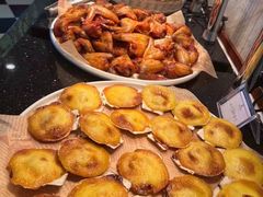 -迈豪国际酒店-百老汇旋转西餐厅