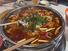 -牟记江湖重庆地标特色菜鱼蛋海鲜羊蝎子(巴南区黑金冠十多年好店)