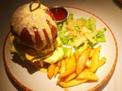 瀑布芝士牛肉汉堡-阿妮叶李(光谷世界城店)