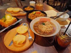 -来龙里 精致 东南亚餐室(万象城店)