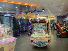 -反斗乐园π(龙华天虹店)